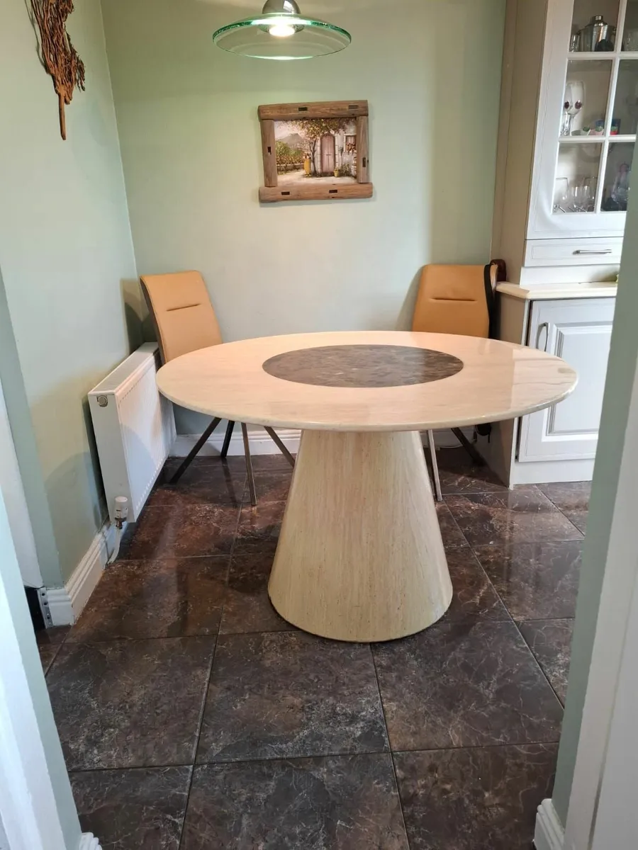 Kitchen table - Image 4