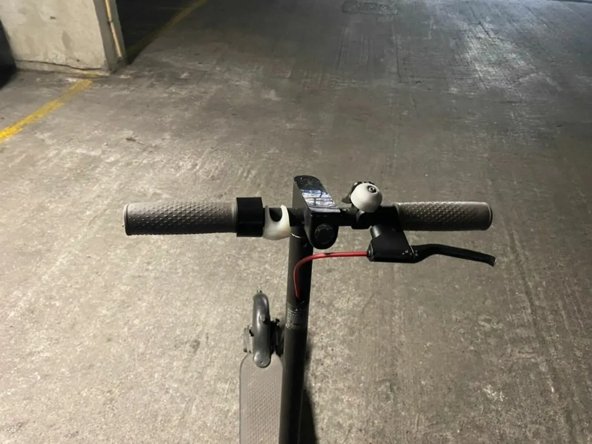 Electric Scooter - Image 3