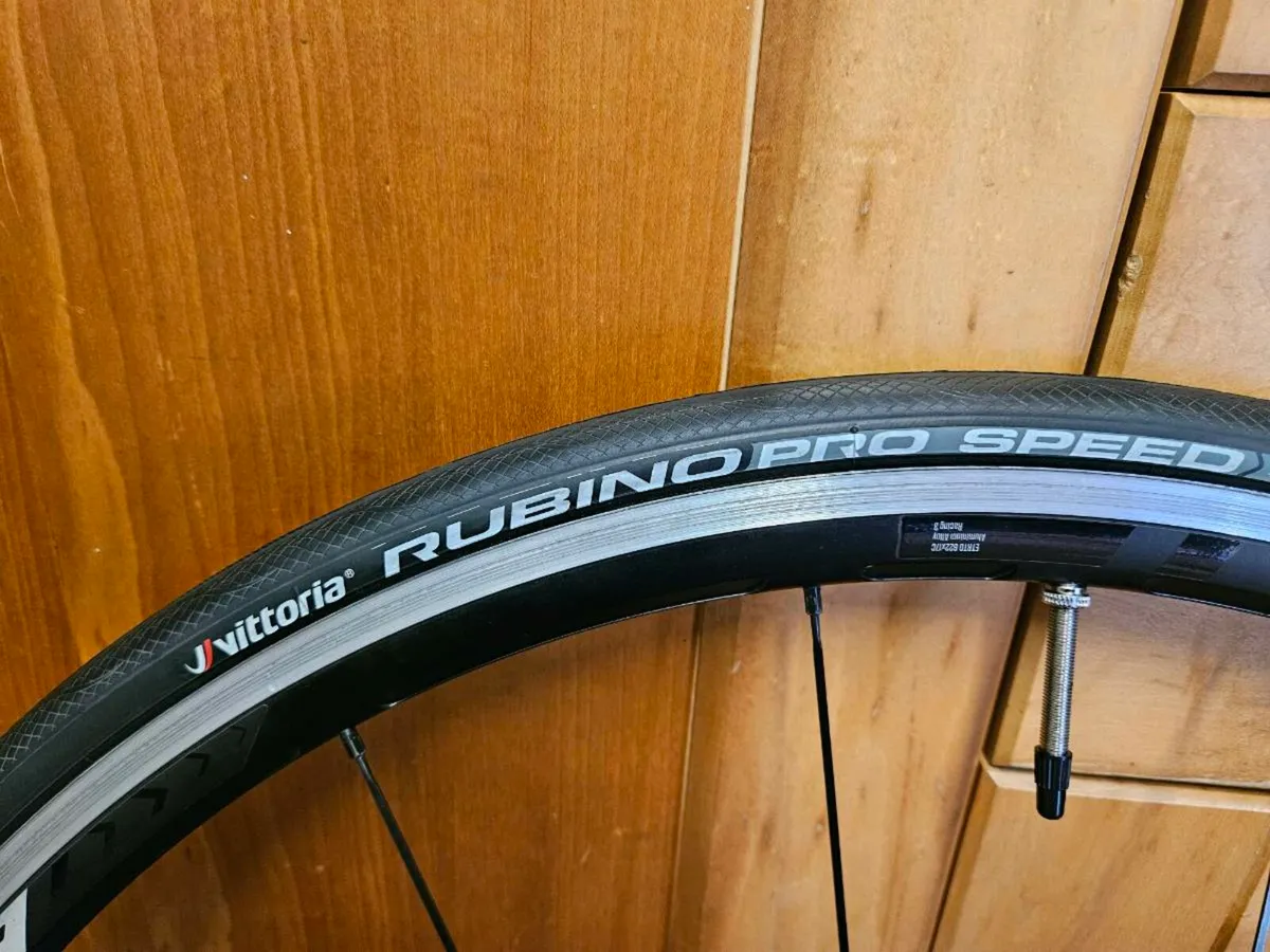 Fulcrum Racing 3 rim brake front wheel - Image 2