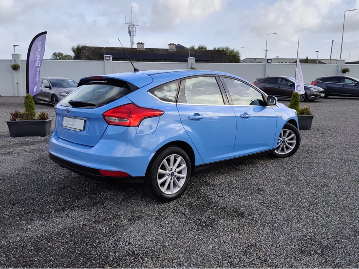 Ford Focus LOW MILES TITANIUM 1.5 TDCI - Image 2