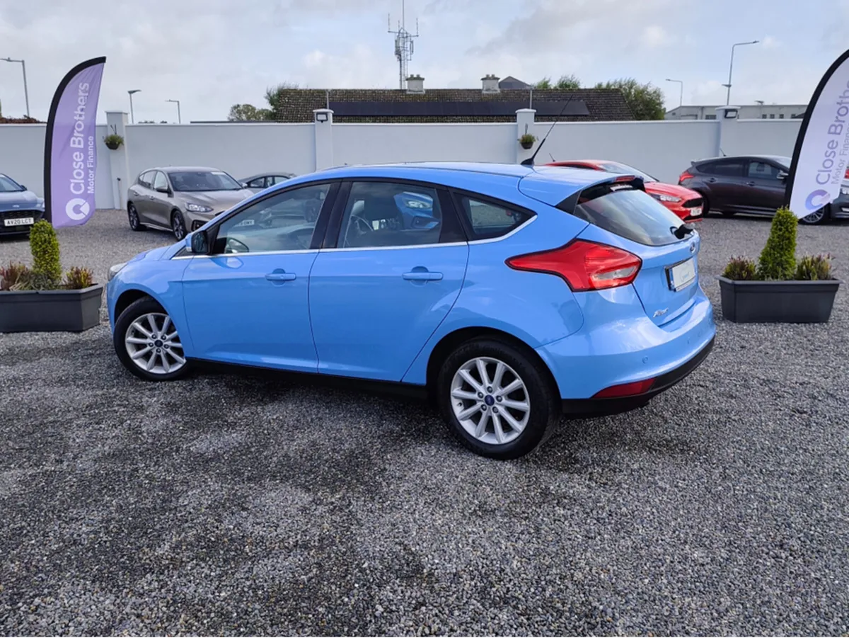 Ford Focus LOW MILES TITANIUM 1.5 TDCI - Image 4
