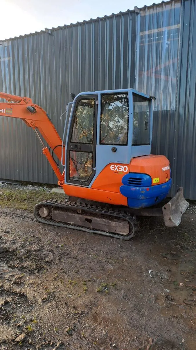 Hitachi EX30-2 - Image 3