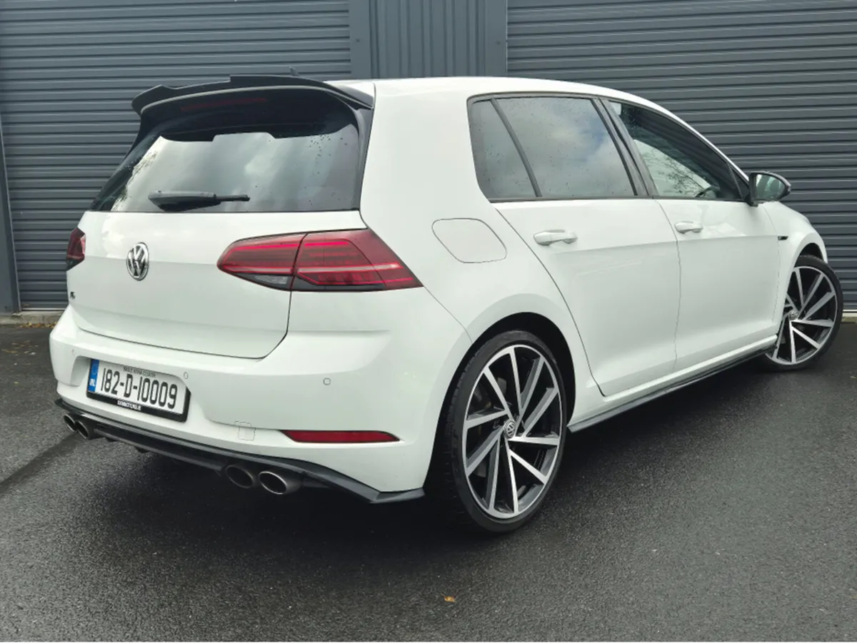 Volkswagen Golf R 2.0 TSI D7A 4M 5DR 310BHP AUTO - Image 4