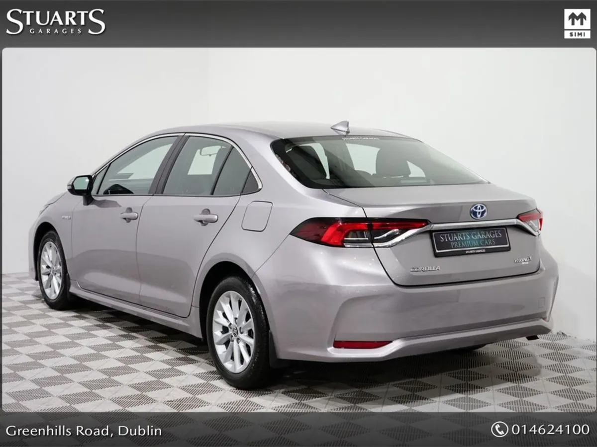 Toyota Corolla Luna Saloon 4DR Auto - Image 2