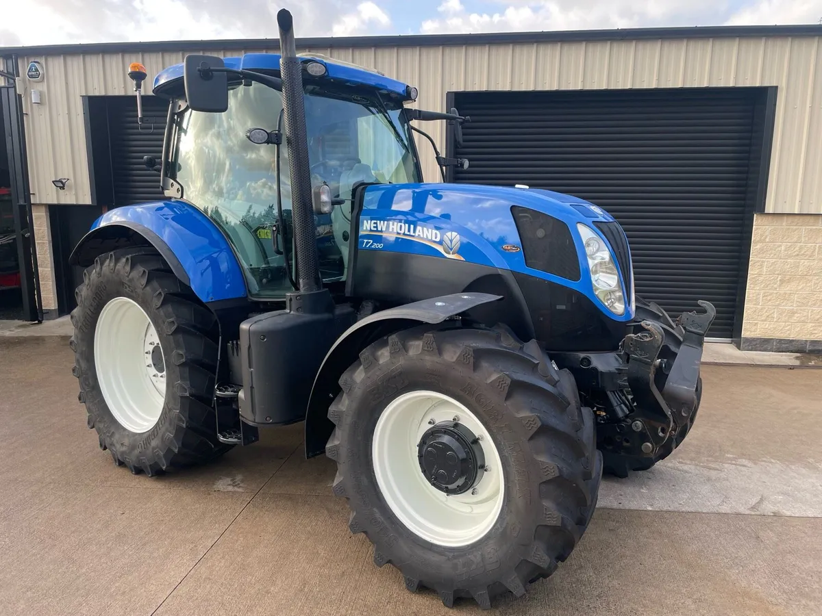 2014 NEW HOLLAND T7.200 - Image 4