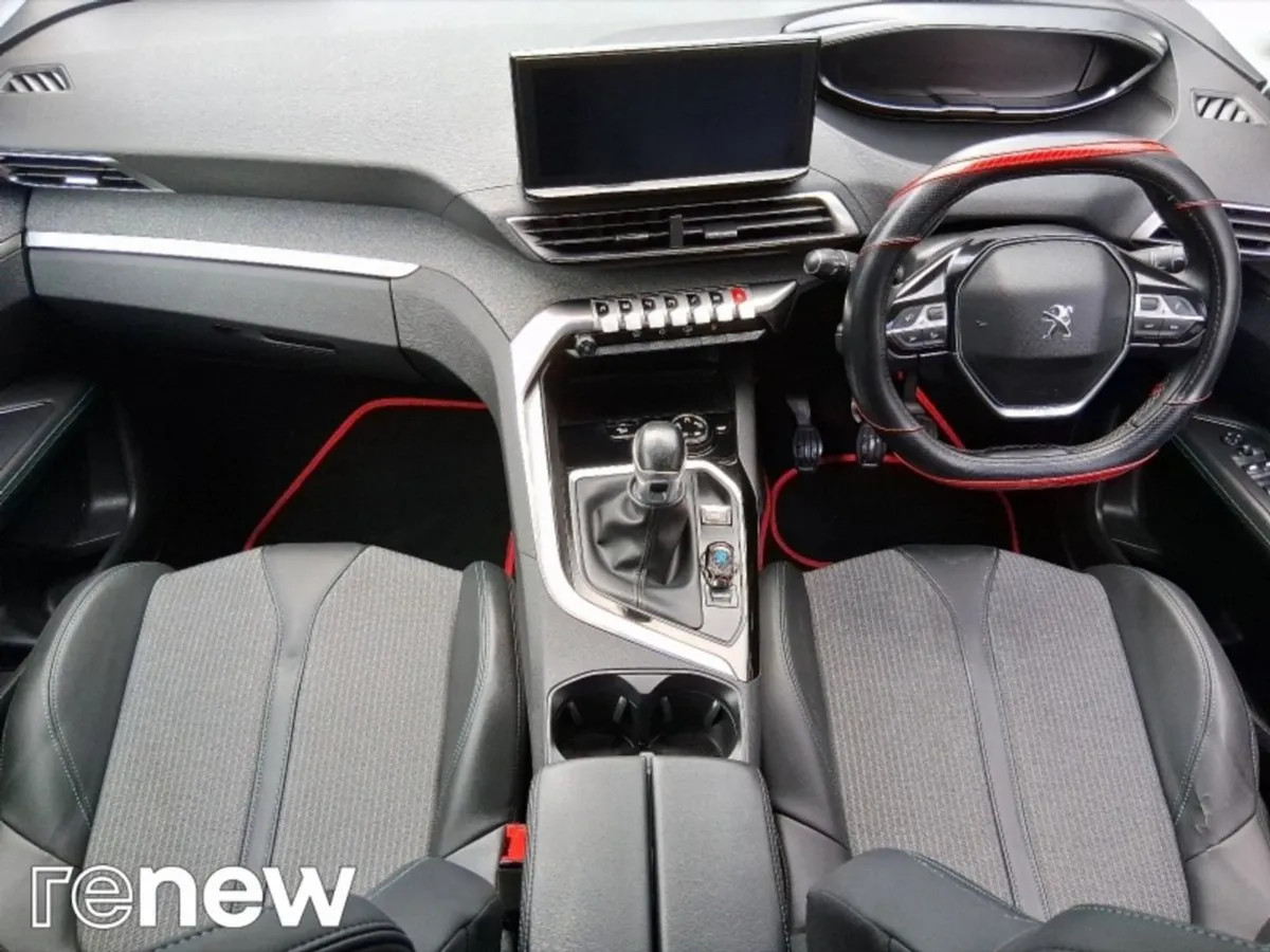 Peugeot 3008 1.2 Puretech 130bhp Allure - Image 2