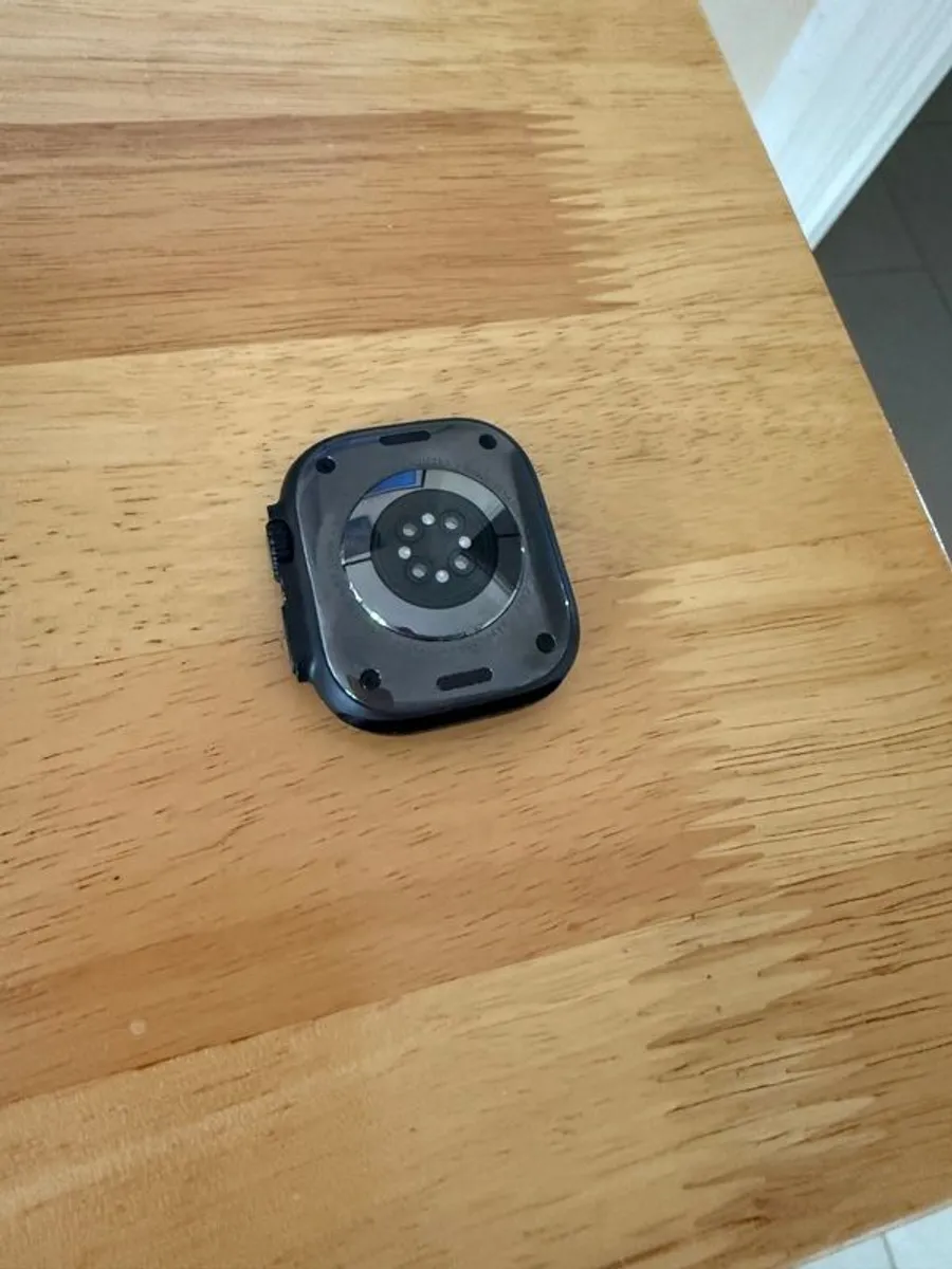 Apple Watch Ultra 2 - Image 3