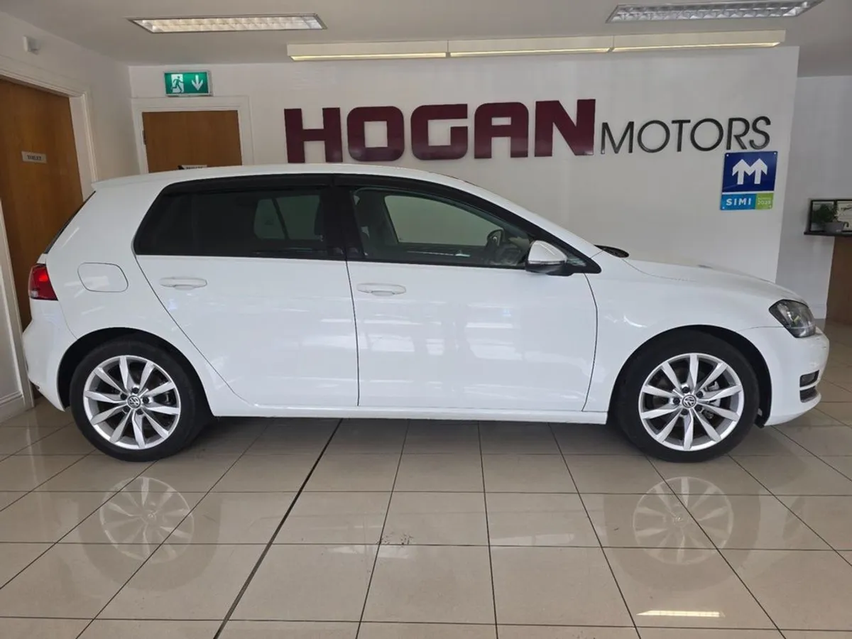 Volkswagen Golf 1.4 Highline Petrol Automatic 5DR - Image 3