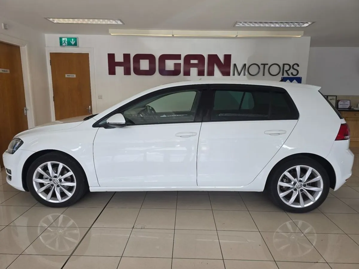Volkswagen Golf 1.4 Highline Petrol Automatic 5DR - Image 4