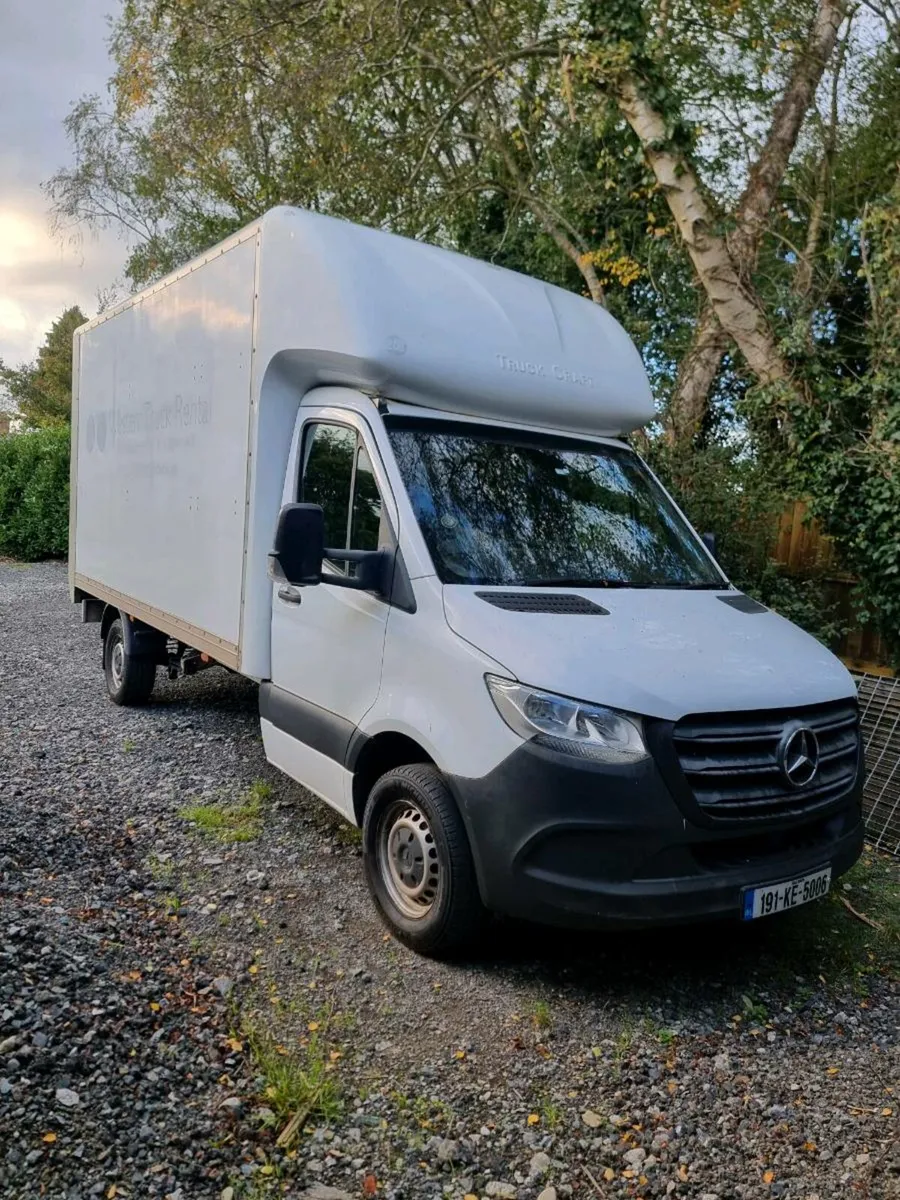 2019 Mercedes Sprinter Luton - Image 1