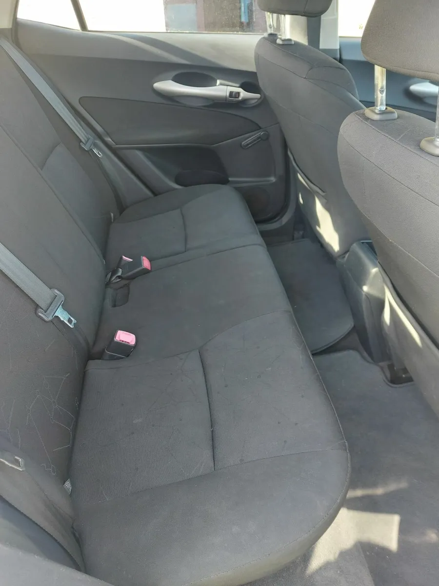 Toyota Auris 2009 - Image 3