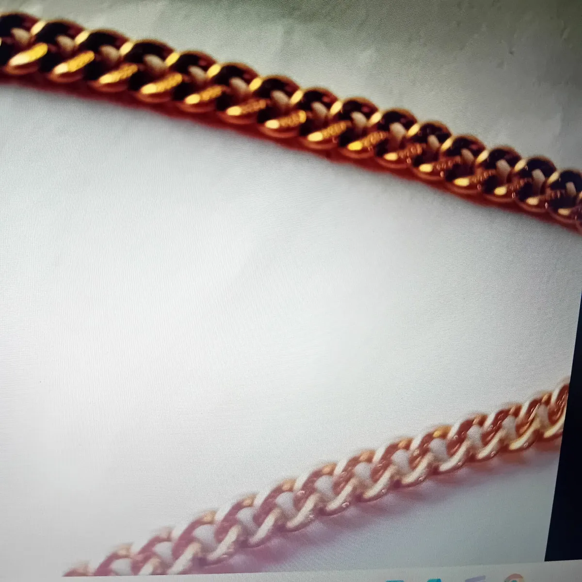 9 C T Gold Bracelet with all the links stamped - Image 1