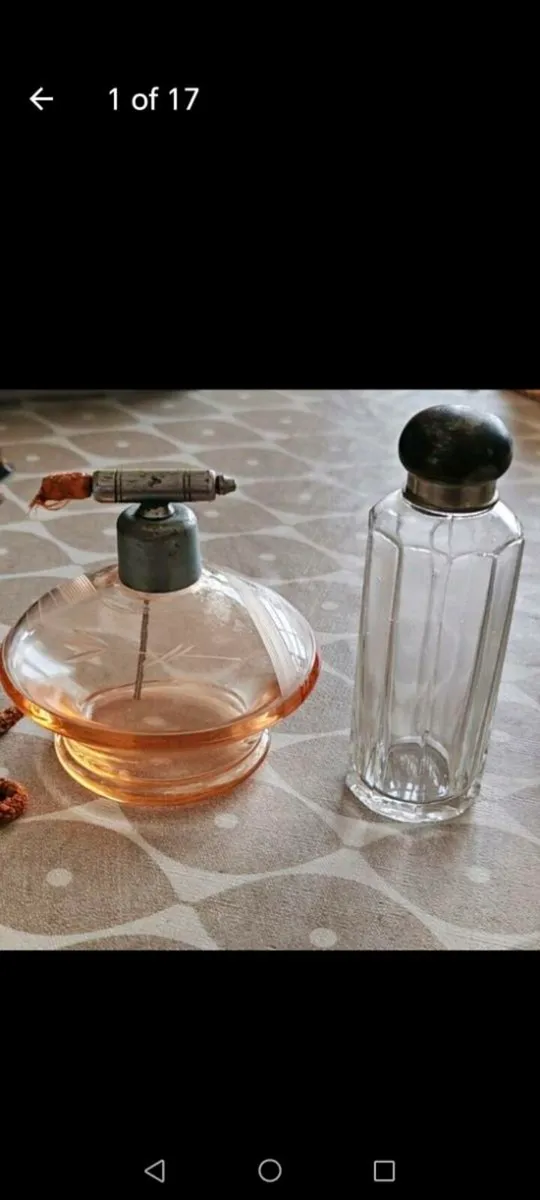 2 vintage perfume bottles - Image 1