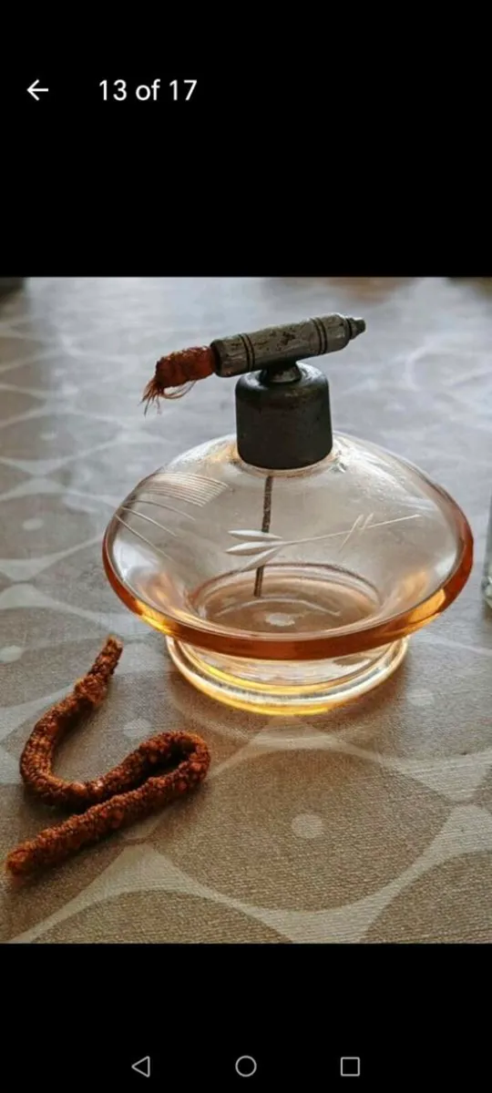 2 vintage perfume bottles - Image 2