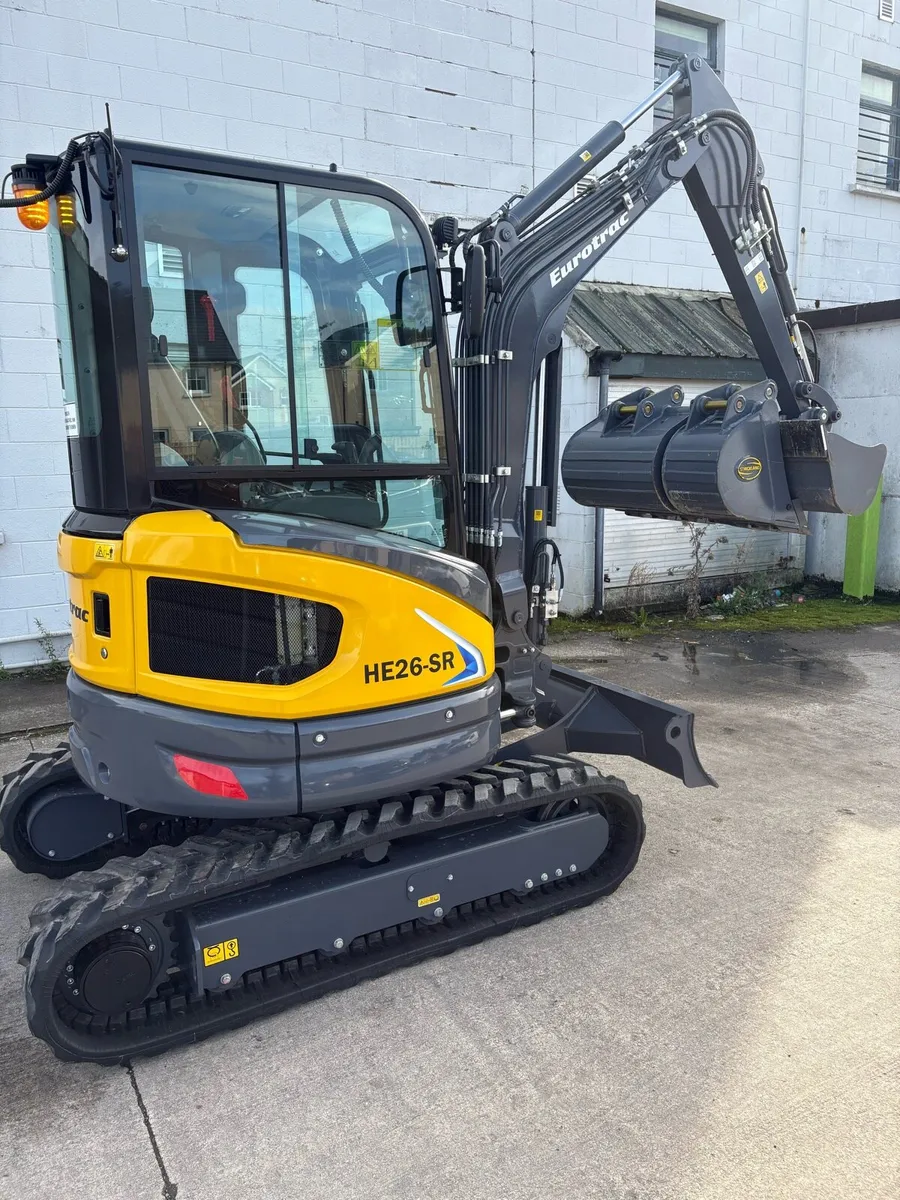 NEW Eurotrac HE26-SR Mini Excavator - Image 3