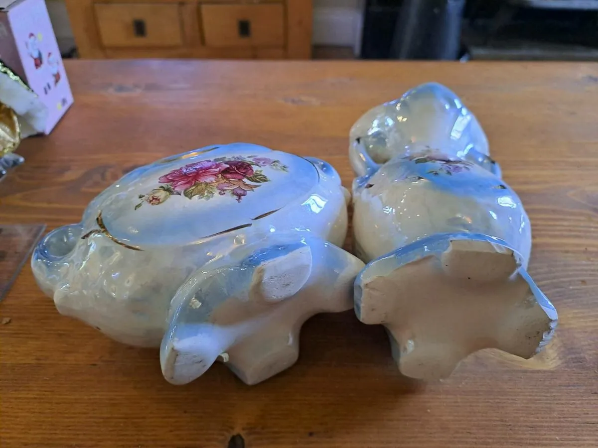 Vintage lusterware vases - Image 4