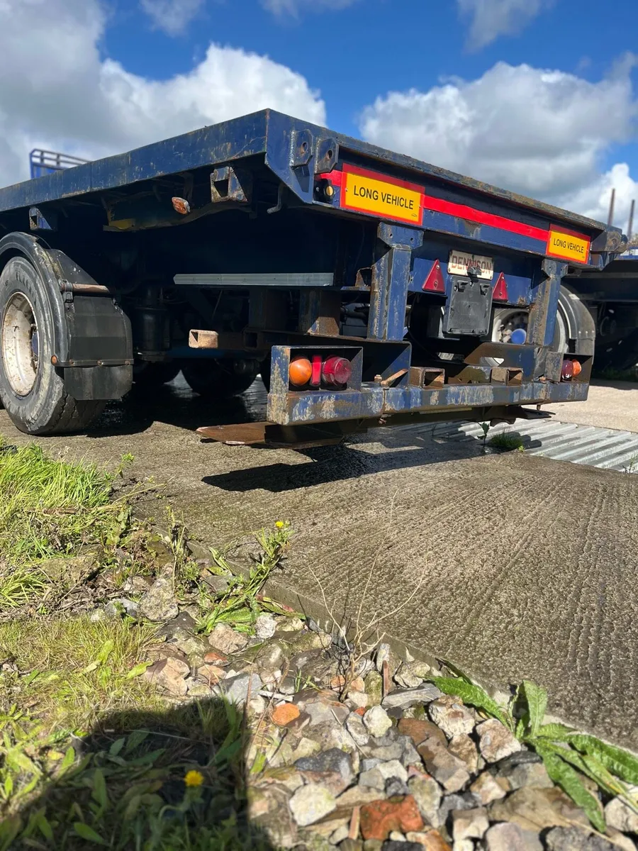 Moffett Trailer - Image 1