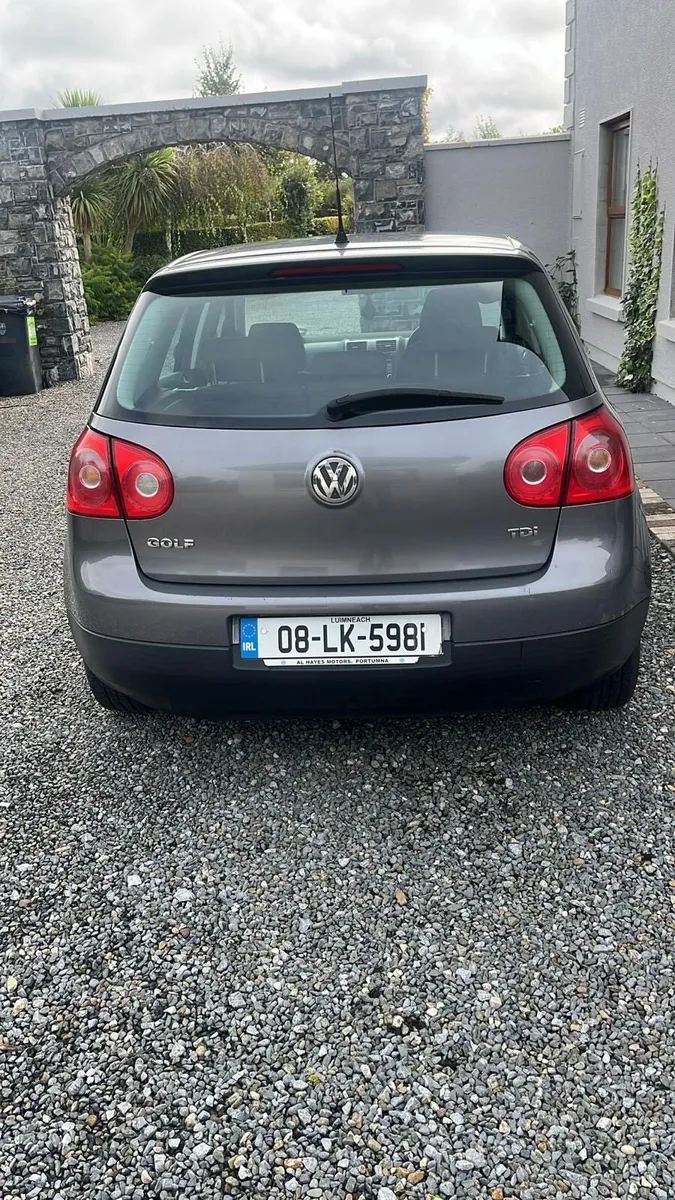 Volkswagen Golf - Image 4