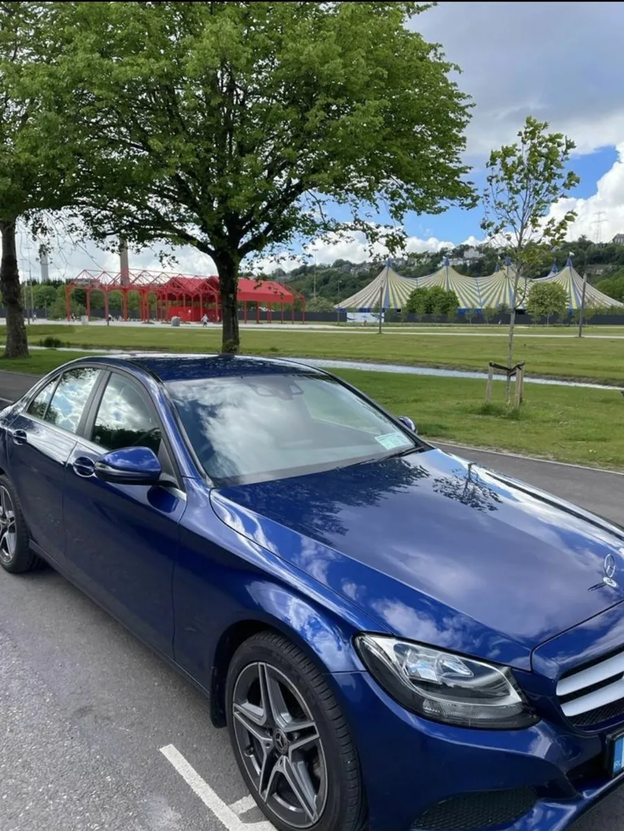 Mercedes-Benz C-Class 2017 - Image 4