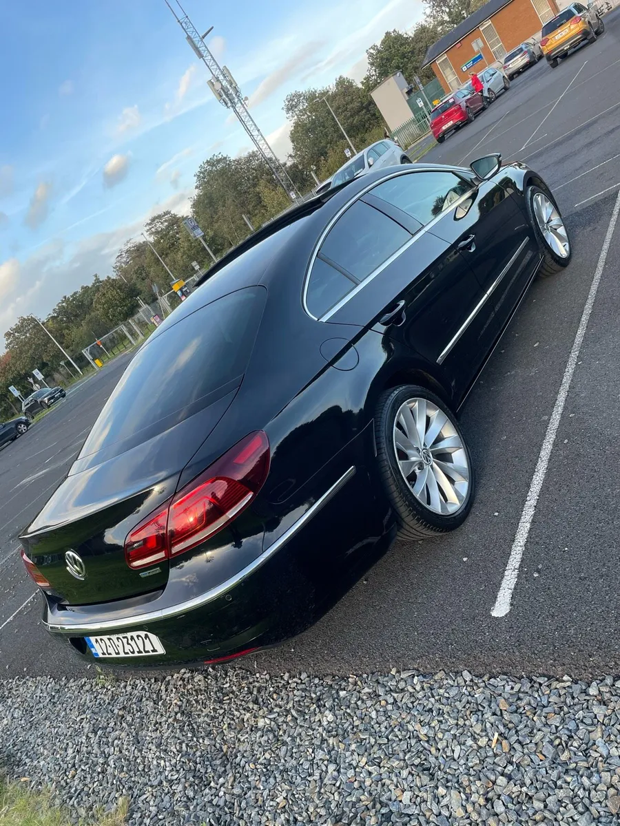 Volkswagen Passat CC - Image 4