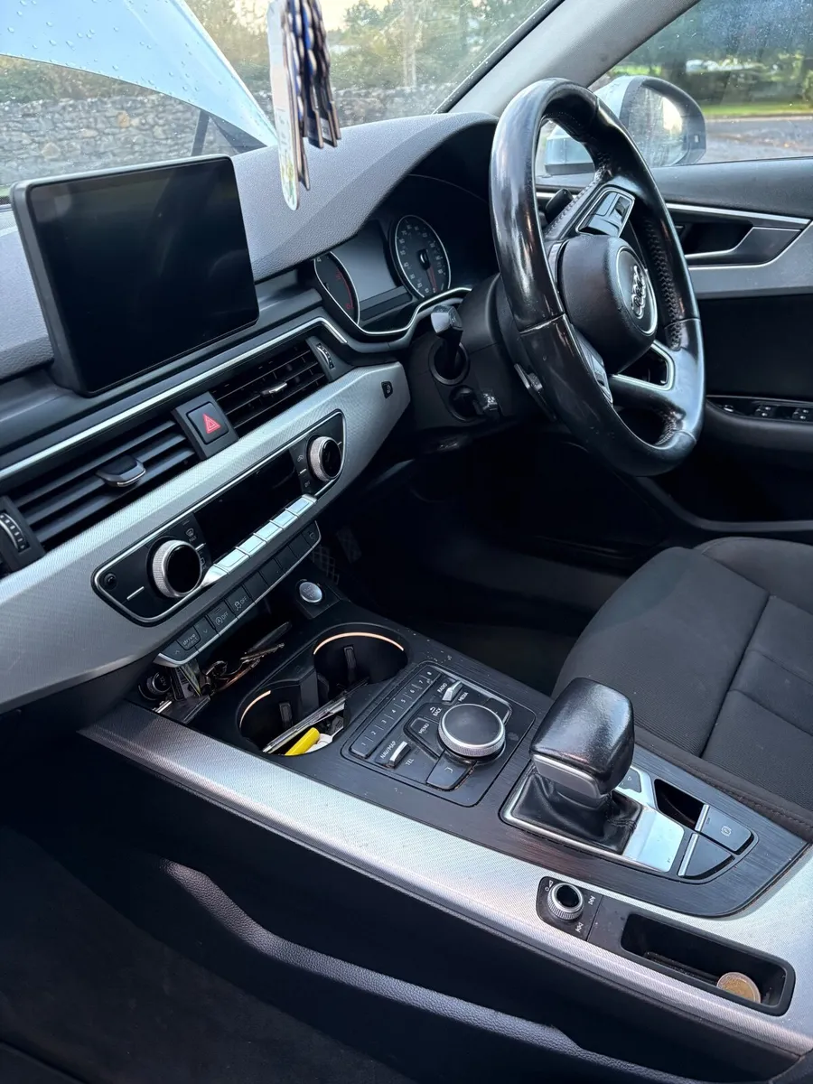 Audi A4 2016 - Image 3