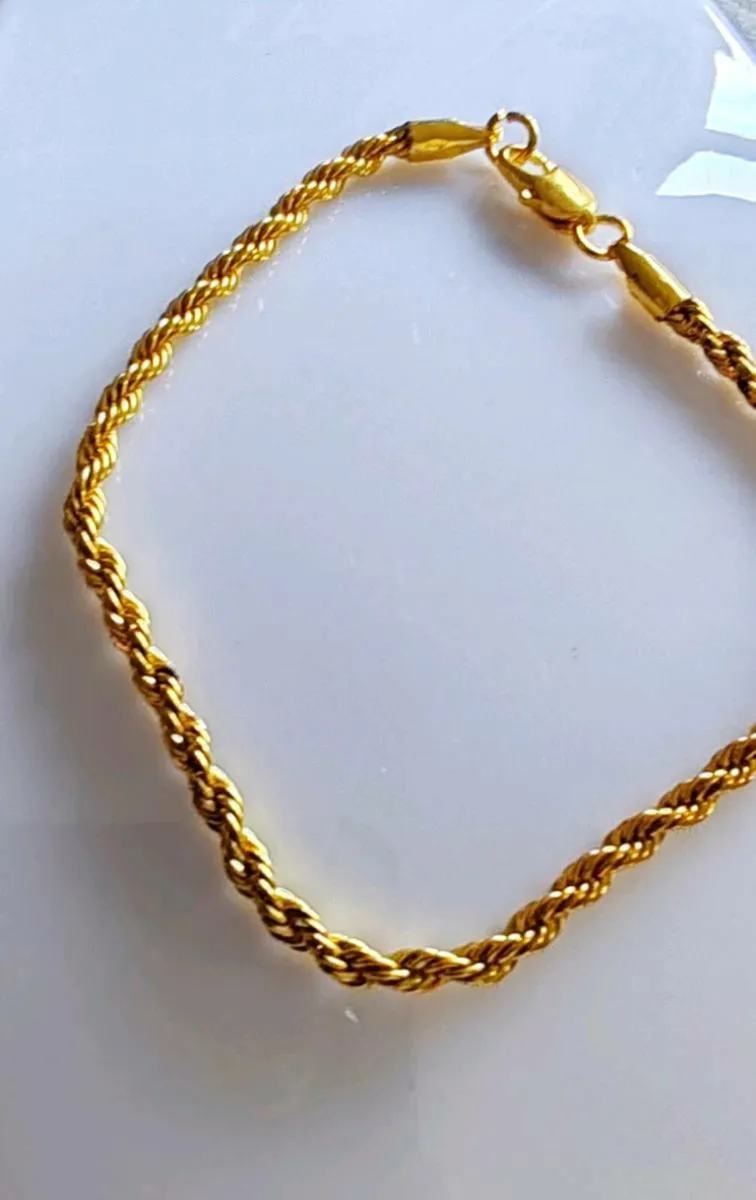 Retro goldtone bracelet - Image 2