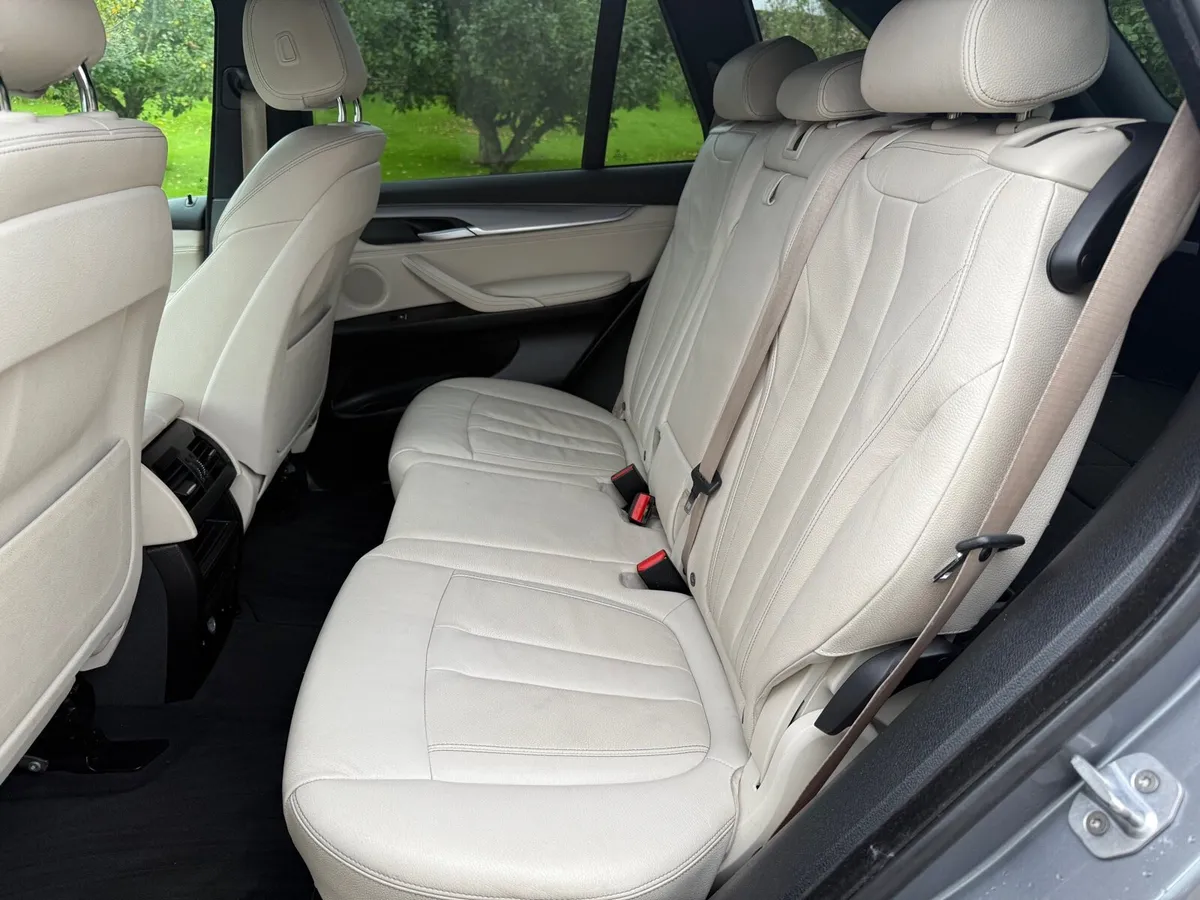 2017 BMW X5 xDrive30d M Sport 5dr Auto [7 Seat] - Image 4