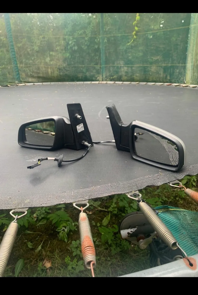 Car mirrors and back lights for opel zafira - Image 3
