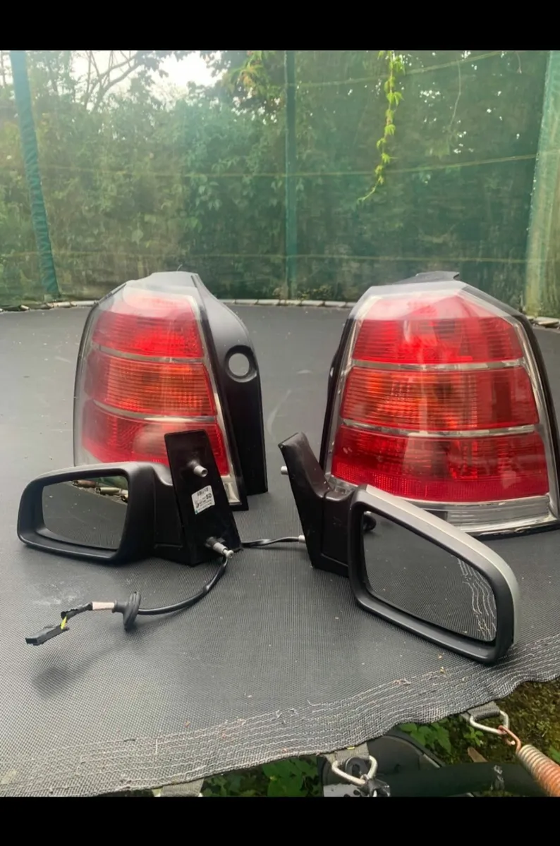 Car mirrors and back lights for opel zafira - Image 1