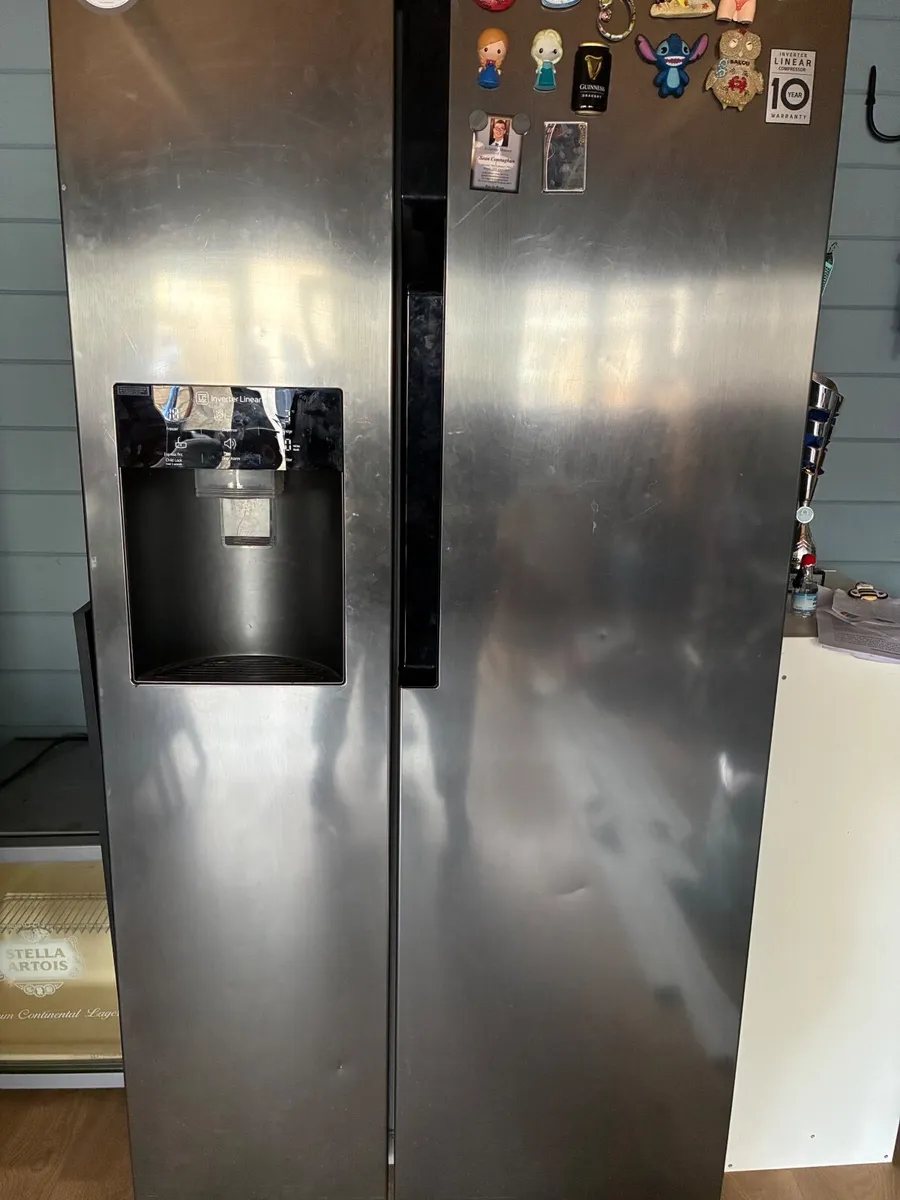 American fridge freezer - Image 1