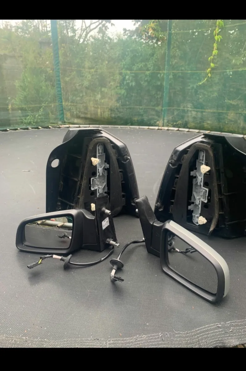 Car mirrors and back lights for opel zafira - Image 4