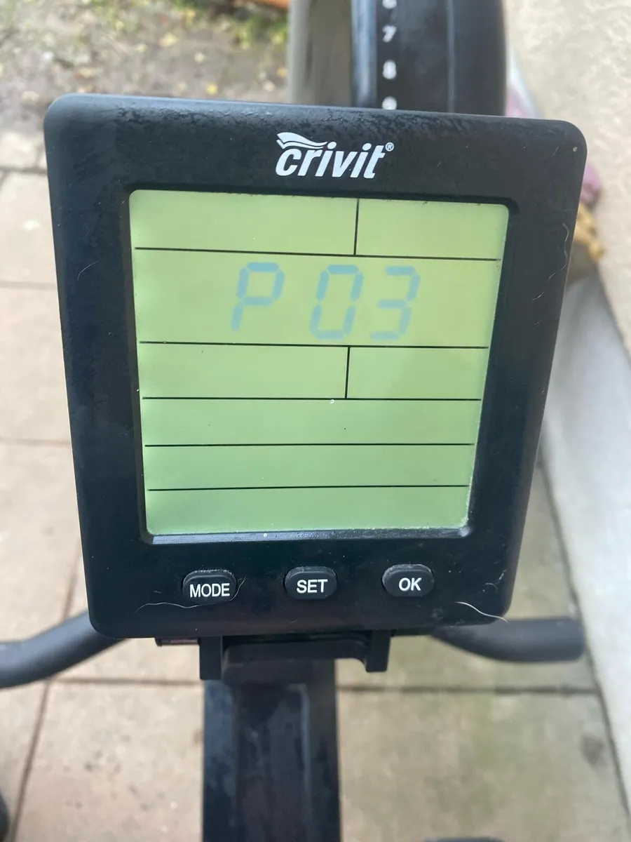 Rowing machine - Image 2