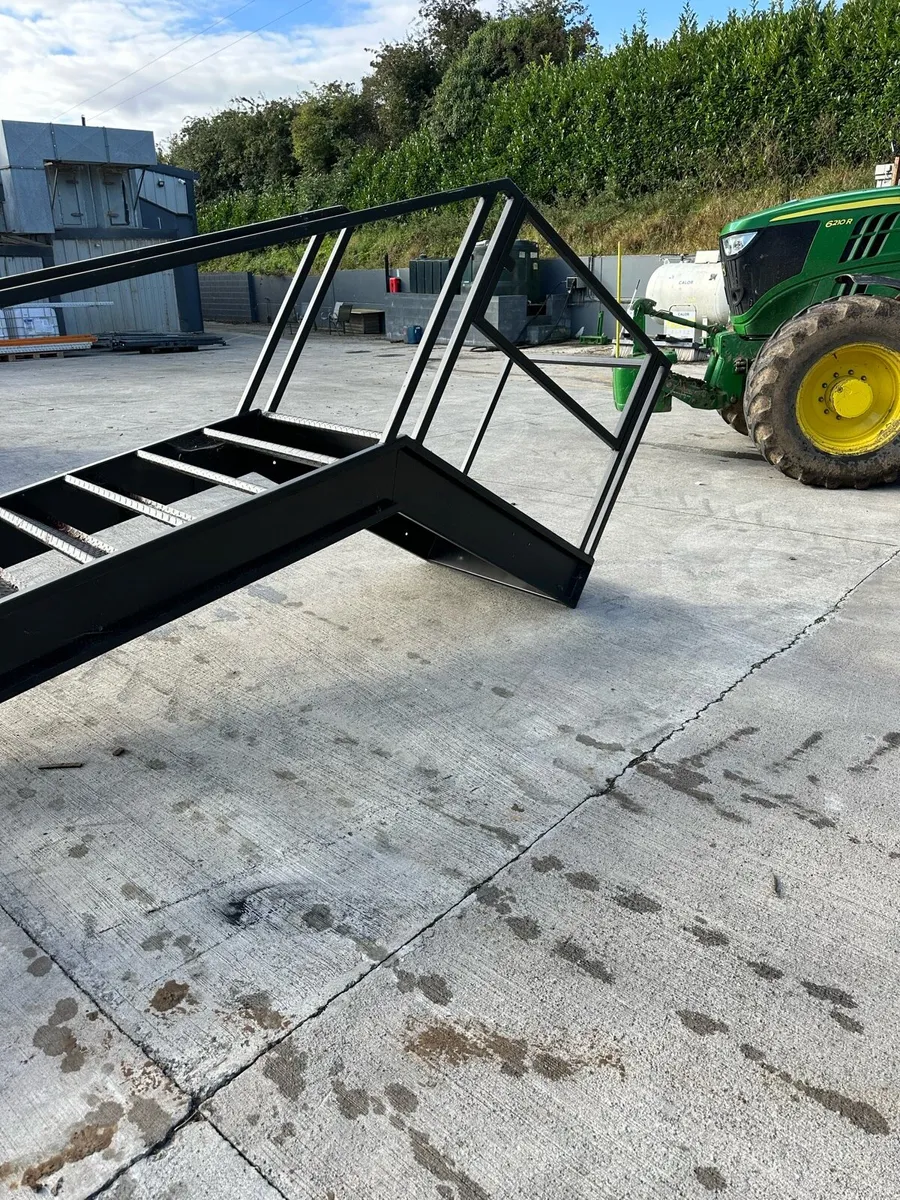 Steal stairs with platform 3m high 1.2m wide - Image 1