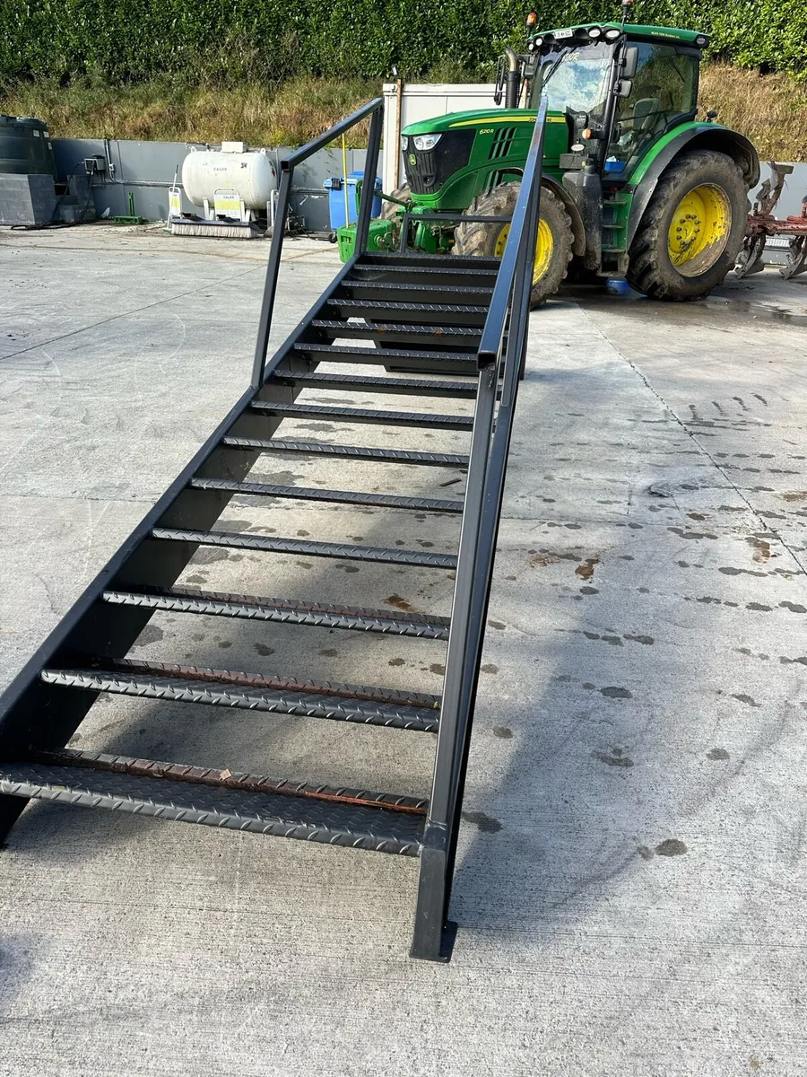 Steal stairs with platform 3m high 1.2m wide - Image 3