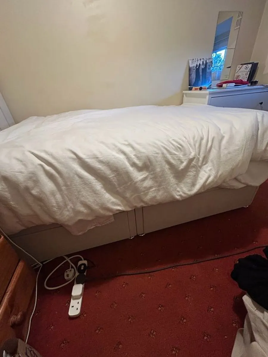 Small Double Divan Bed + Mattress with Storage & High Quality Bedding - Image 4