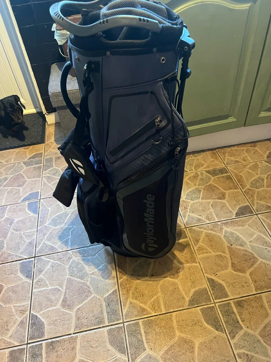 Taylormade stand bag - Image 1