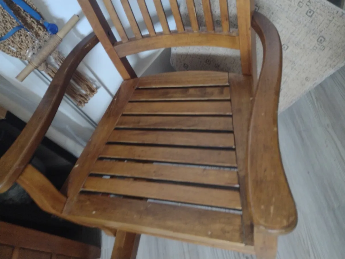 Heavy solid wood rocking chair - Image 4