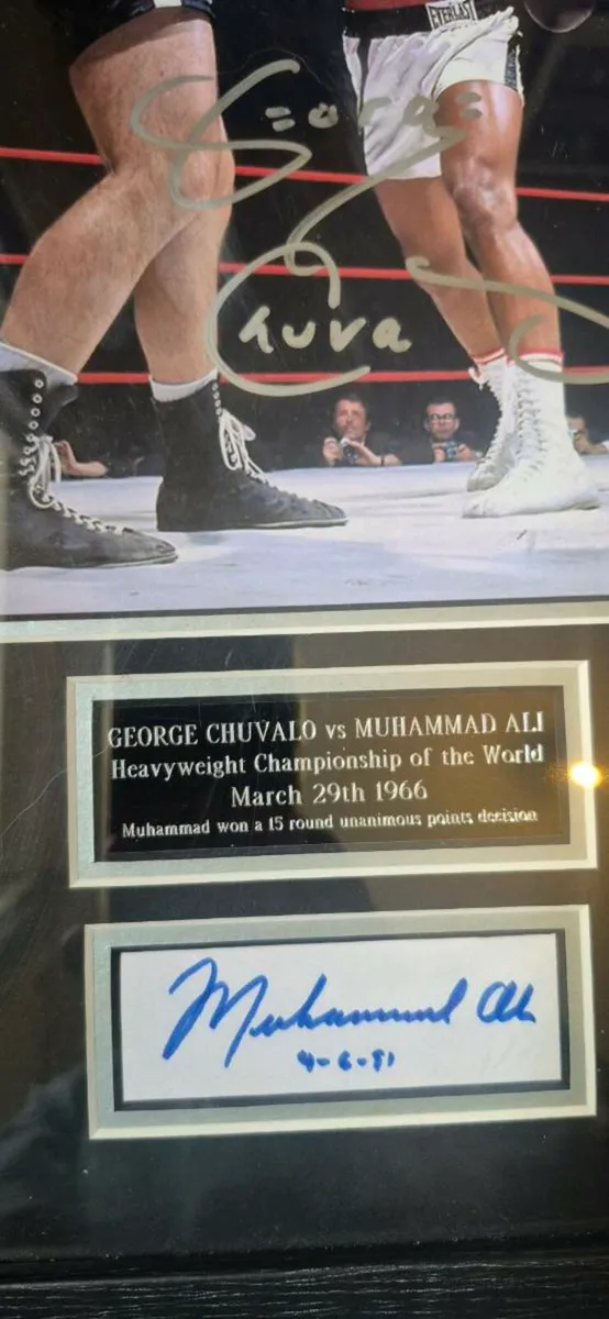MUHAMMAD ALI SIGNED DISPLAY - Image 2