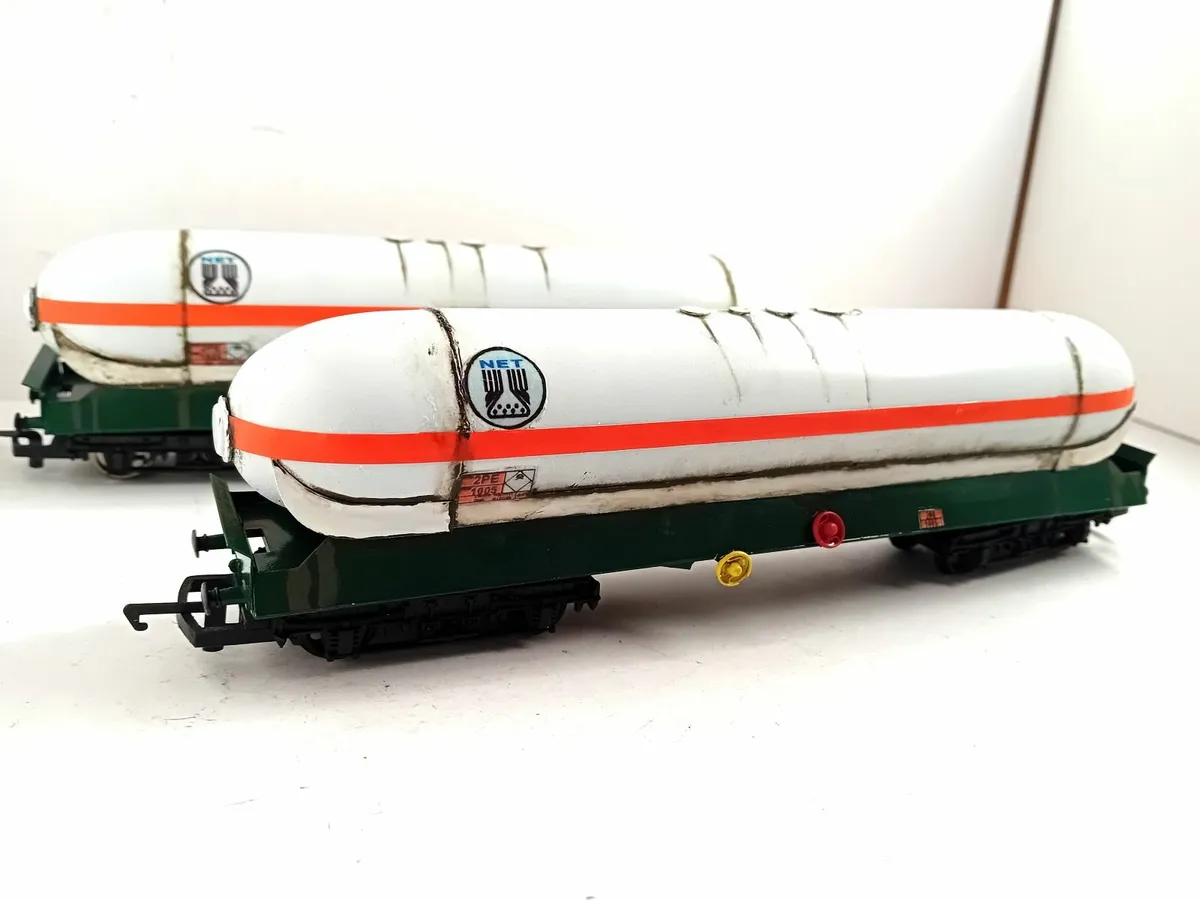 MODEL RAILWAY    IRISH   AMMONIA  TANKERS - Image 4