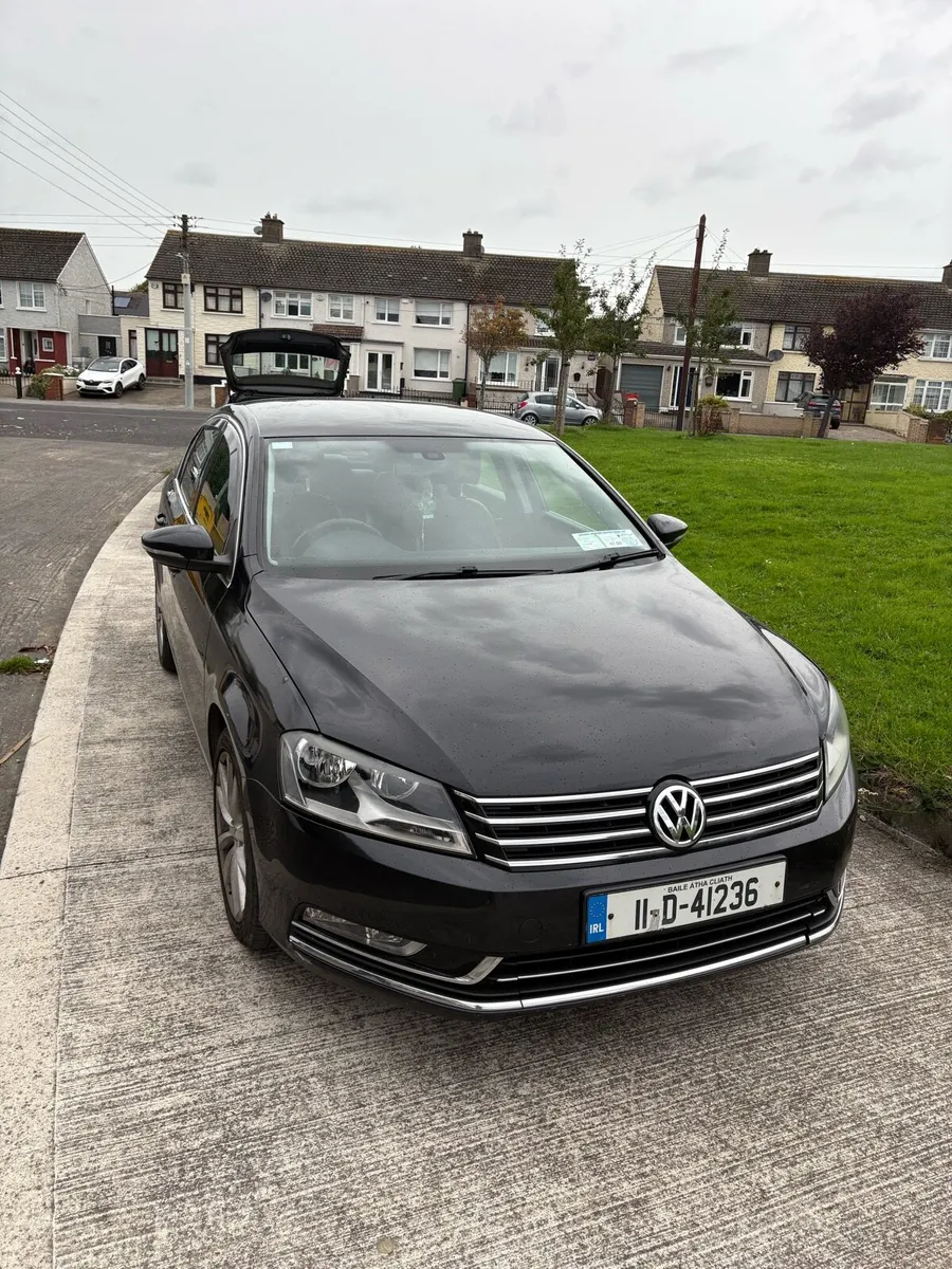 Volkswagen Passat - Image 1