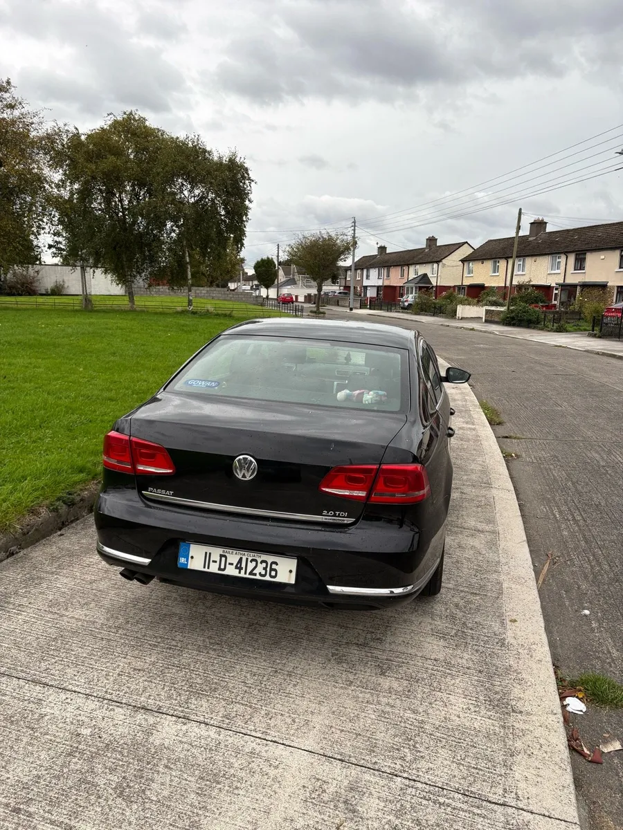 Volkswagen Passat - Image 2