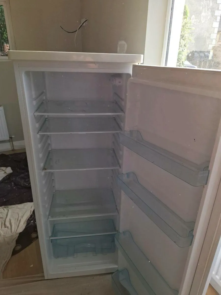 Tall fridge - Image 2