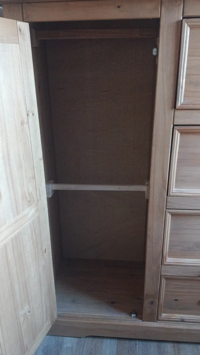 Small Wardrobe - Image 2