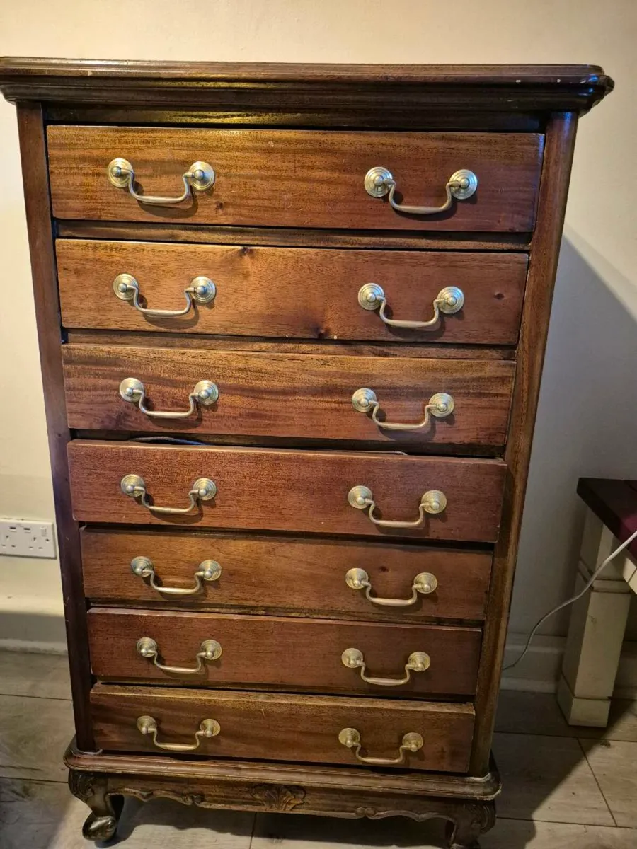 Antique Mahogany Wooden Dresser - Image 1