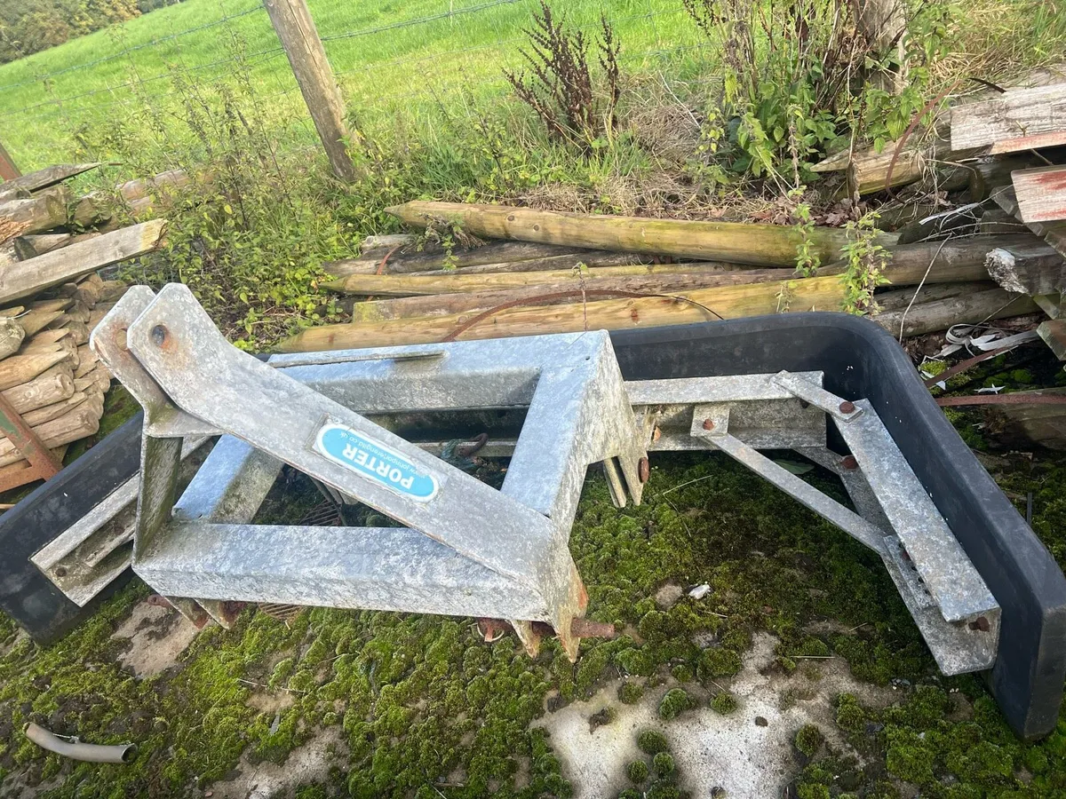 Yard scraper (porter) - Image 1