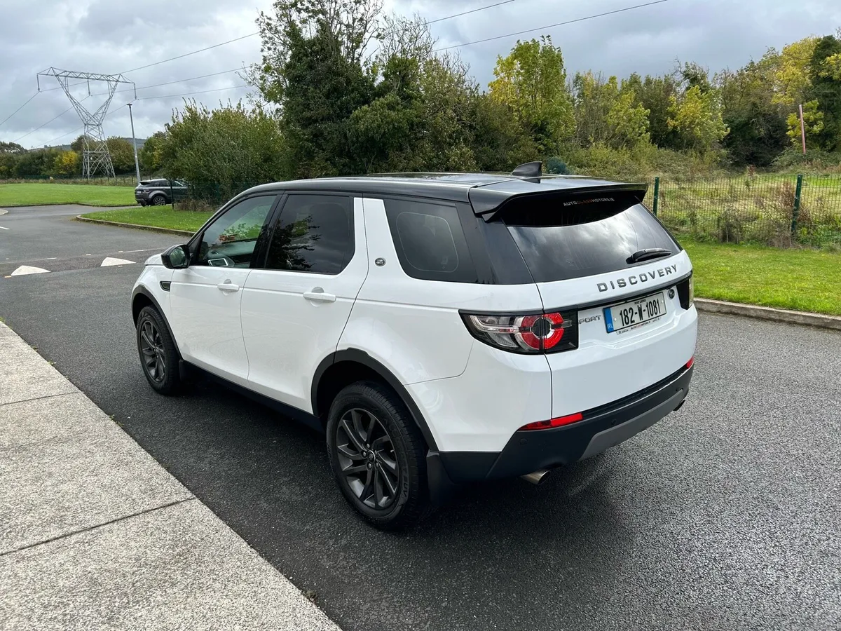 182 LANDROVER DISCOVERY SPORT HSE LUXURY €16,950 - Image 4
