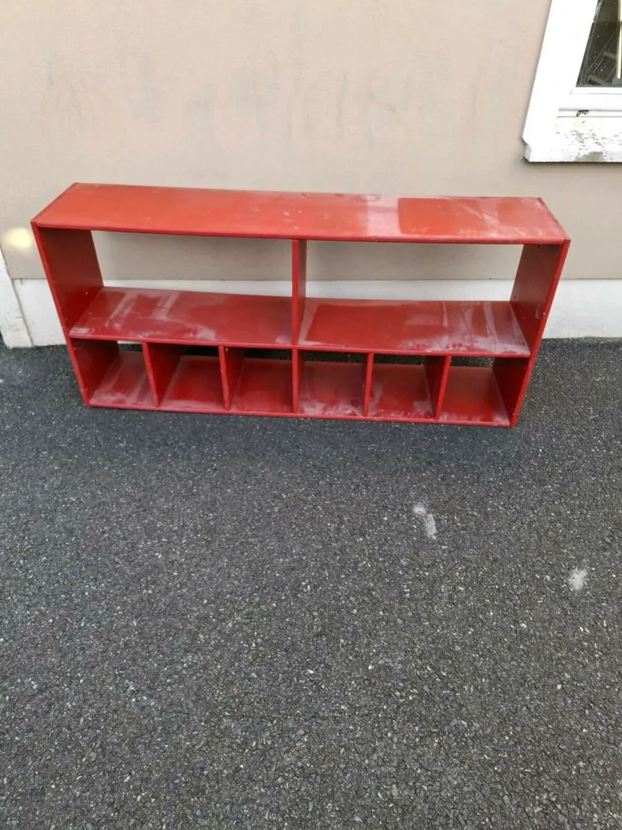 Shelf unit