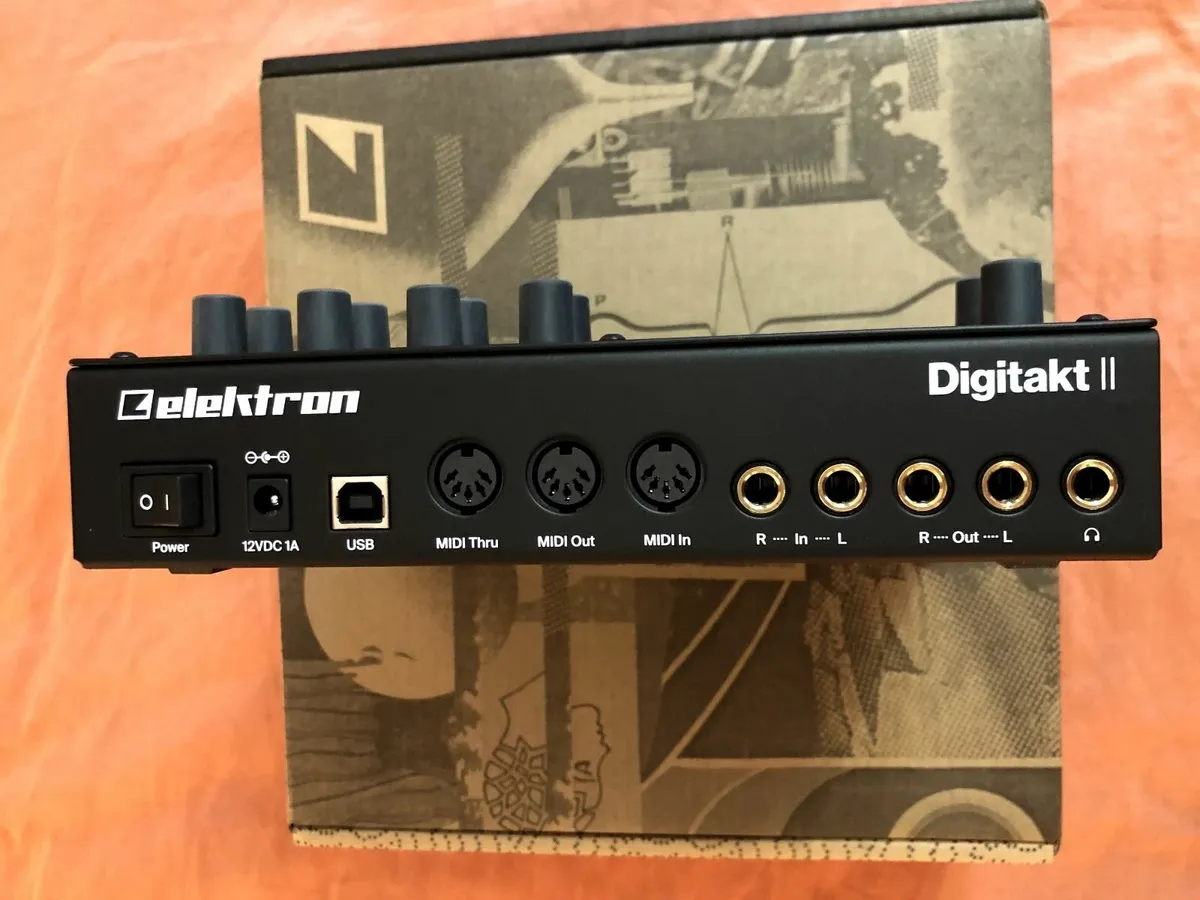 Elektron Digitakt 2 II Digital Drum Computer - Image 3