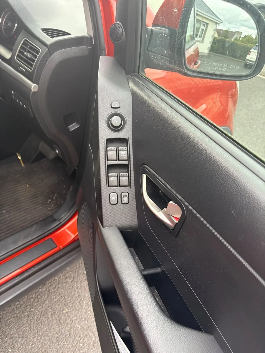 SsangYong Korando 2013 - Image 4
