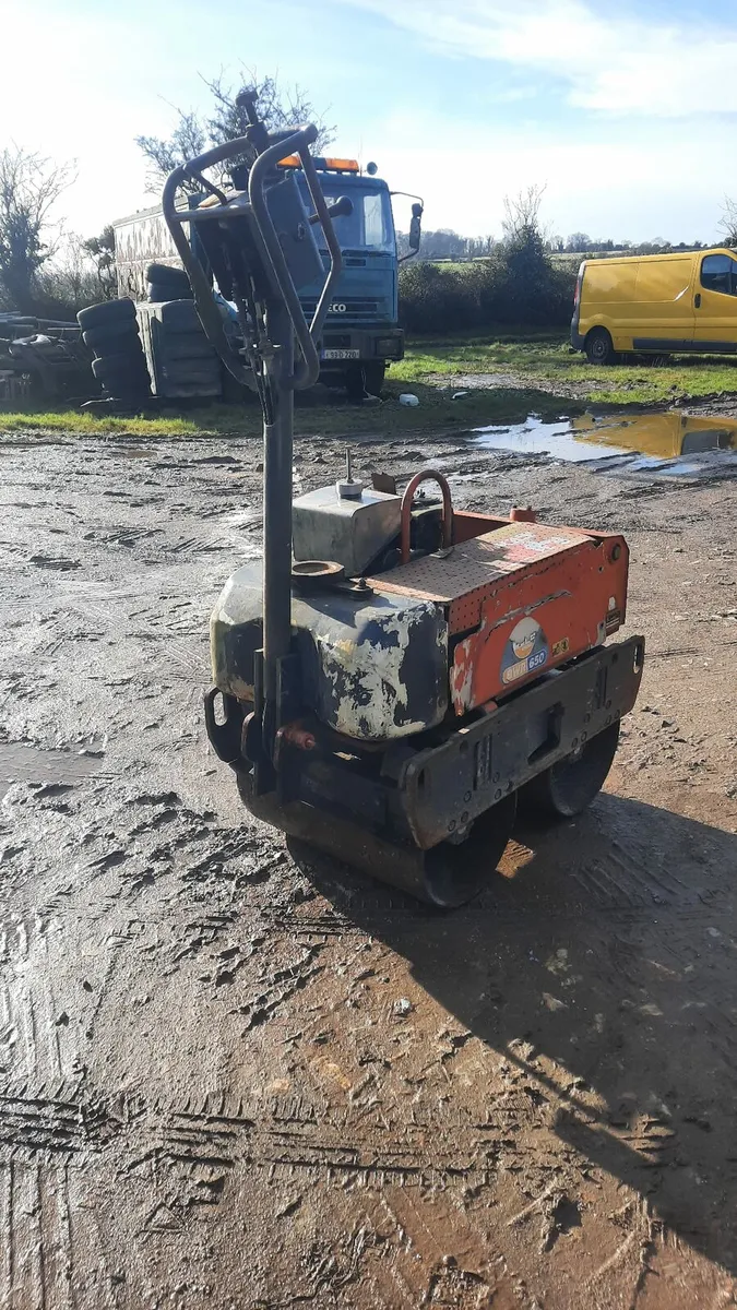 Diesel 2 drum roller-- like new - Image 1